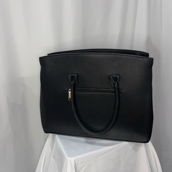 🖤🔒 Chic Black Bag with Straps and Lock Design🔒🖤 - Picture 2 of 7